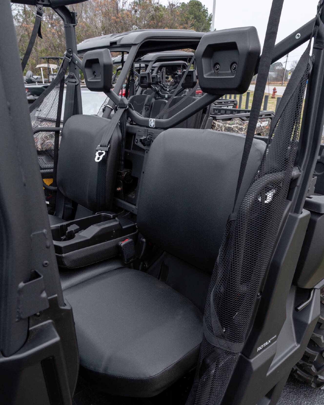 A photo of this 2026 Can-Am Defender MAX DPS HD7