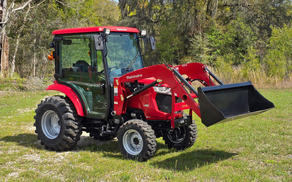 2026 Mahindra 1600 Series 1635 HST Cab in Chiefland, FL