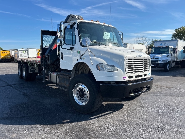 2018 FREIGHTLINER BUSINESS CLASS M2 106 in West Babylon, NY