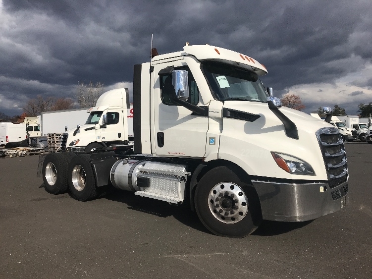 2021 FREIGHTLINER CASCADIA 116 in Linden, NJ
