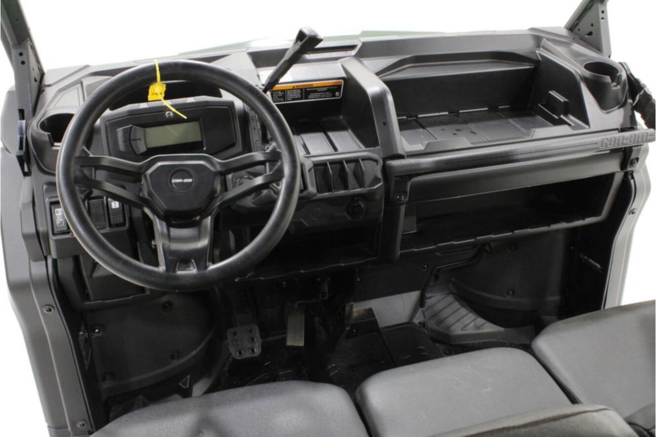 A photo of this 2026 Can-Am Defender MAX DPS HD7 Compass Green
