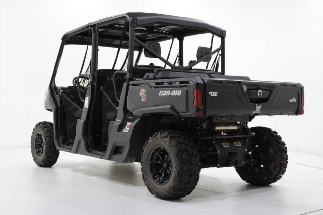 A photo of this 2026 Can-Am Defender MAX DPS HD7 Compass Green