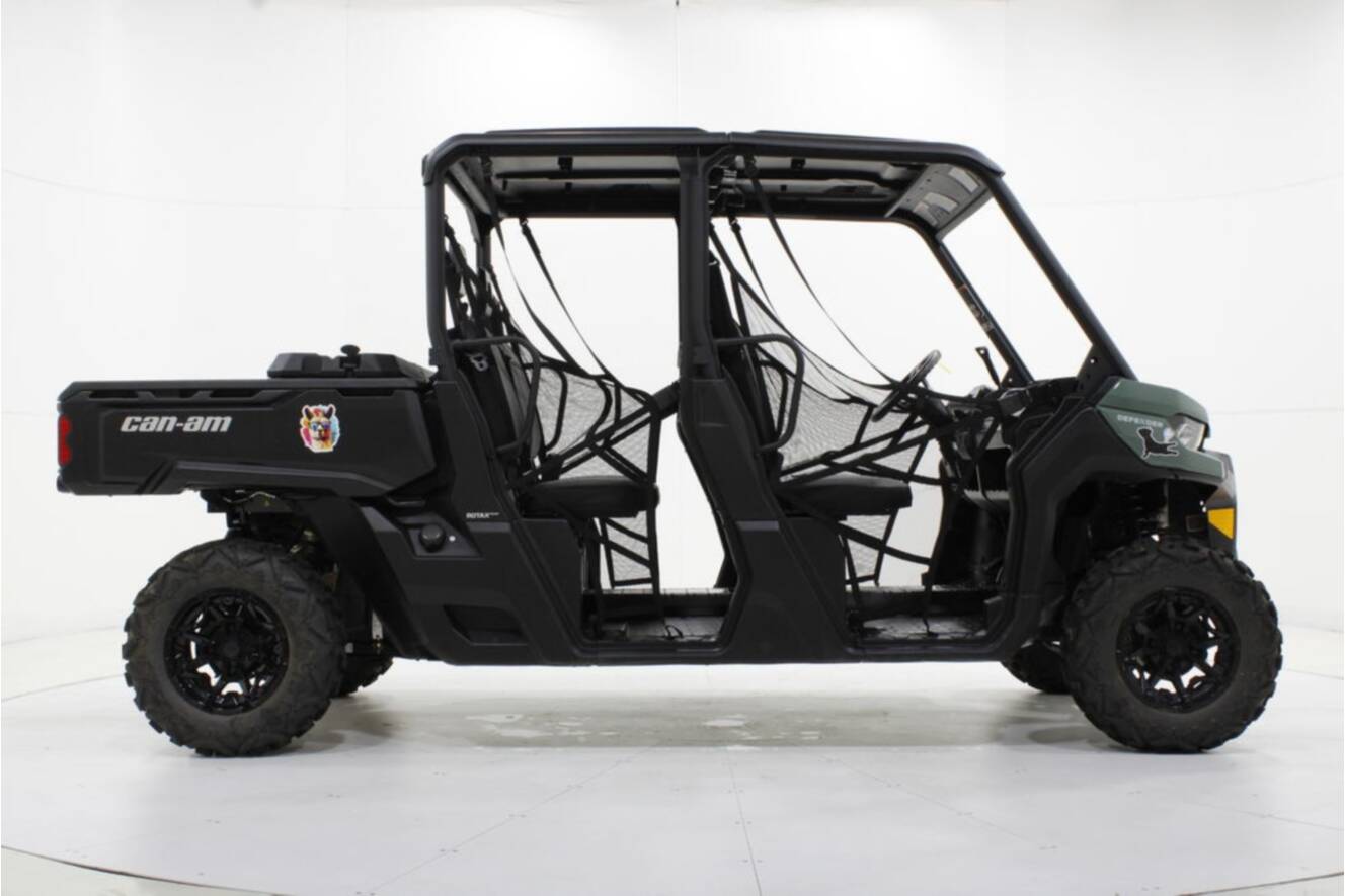 A photo of this 2026 Can-Am Defender MAX DPS HD7 Compass Green