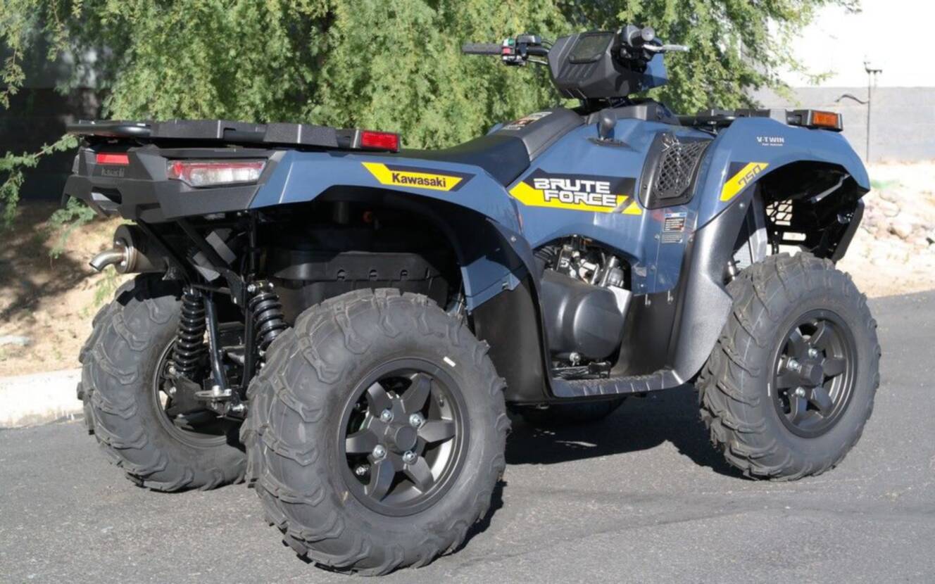 A photo of this 2026 Kawasaki Brute Force 750 EPS