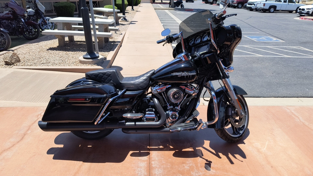 2017 Harley-Davidson Street Glide Special SPECIAL in Chandler, AZ