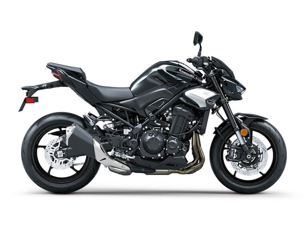 2025 Kawasaki Z900 ABS Metallic Spark Black/Metallic Carbon Gray ABS in Hatfield, PA