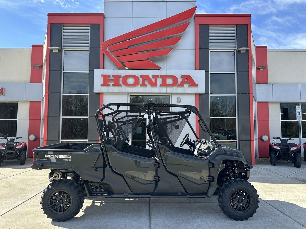 2025 Honda® Pioneer 1000-6 Deluxe Crew in granite falls NC