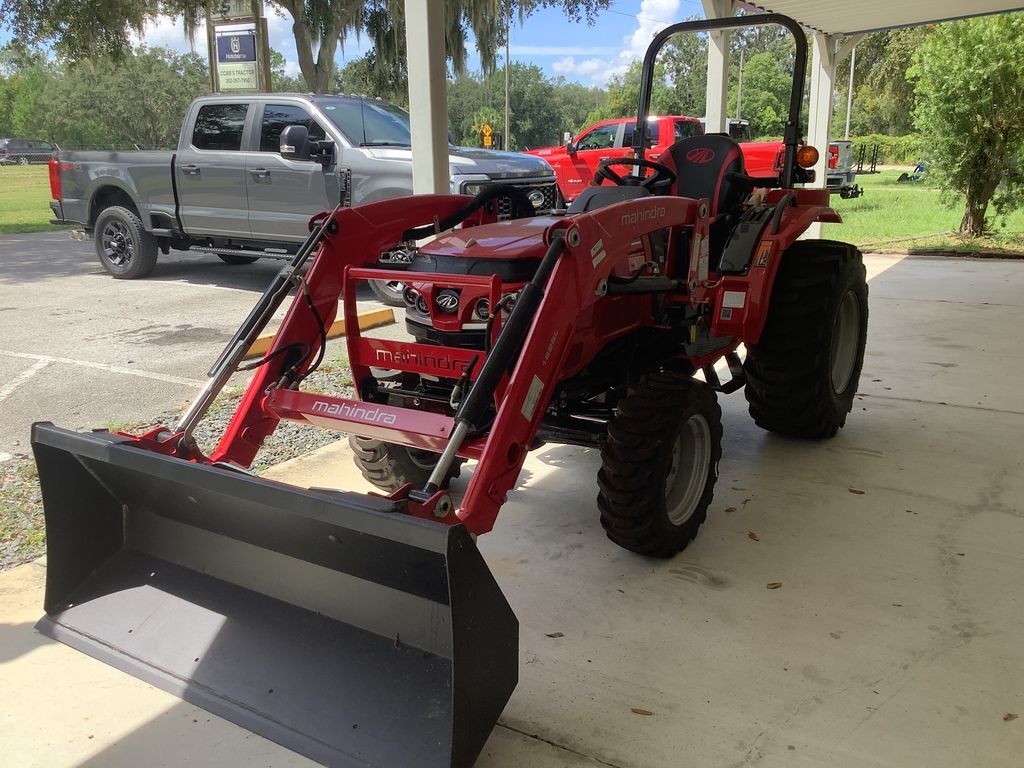 2025 Mahindra 1600 Series 1626 HST in Ocala, FL
