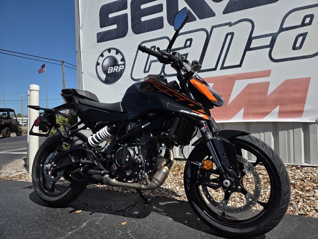 2026 KTM 250 Duke 250 in Bradenton, FL