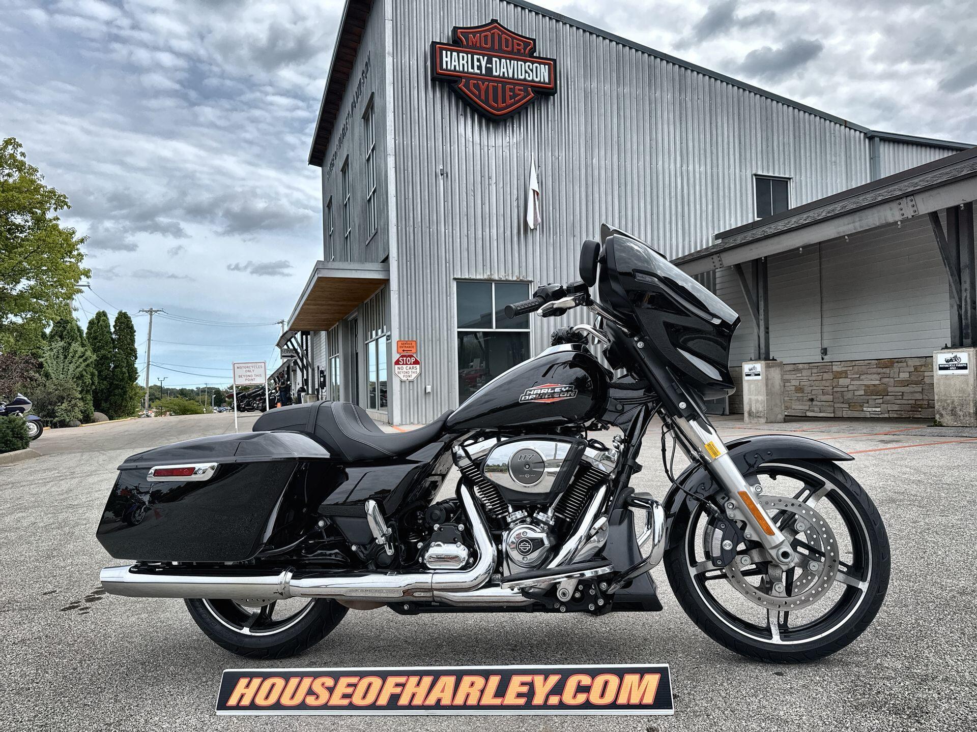 2024 Harley-Davidson Street Glide in Milwaukee, WI