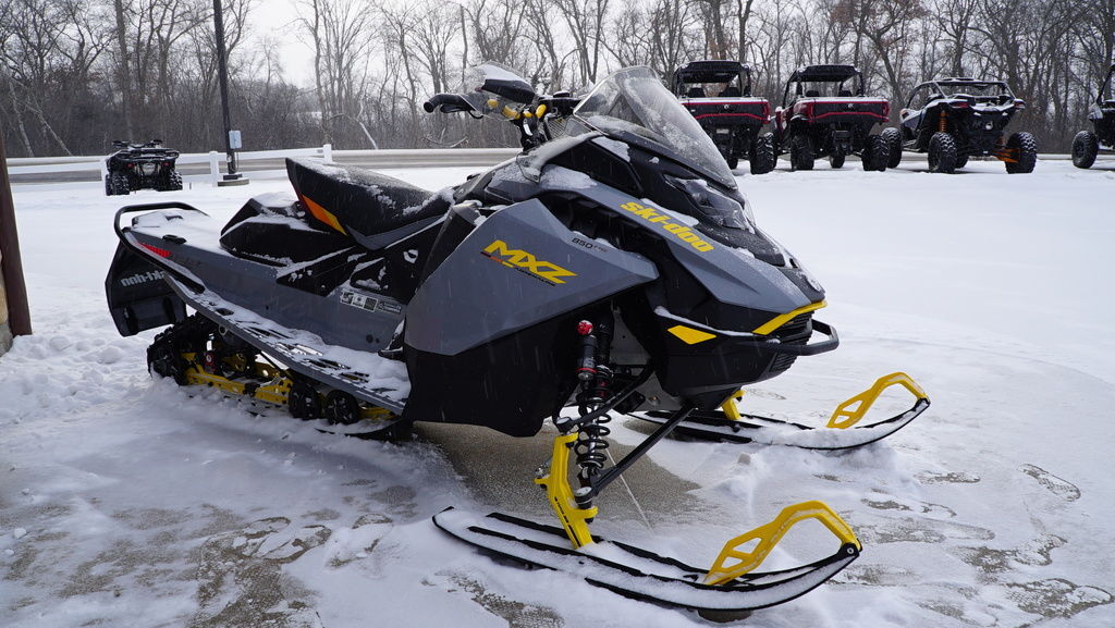 2026 Ski-Doo MXZ® Adrenaline® with Blizzard® Package 850 E-TEC 12 850 E-TEC 129 1.5 in watkins MN