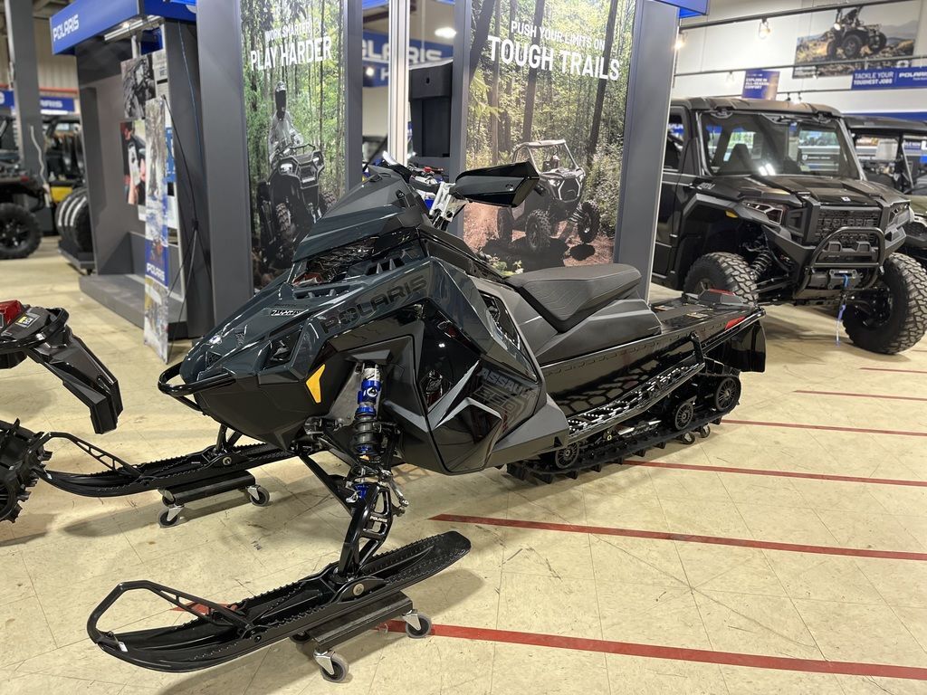 2026 Polaris® 850 Switchback Assault 146 - Escape IFS Gloss Black / B 850 146 in shorewood IL