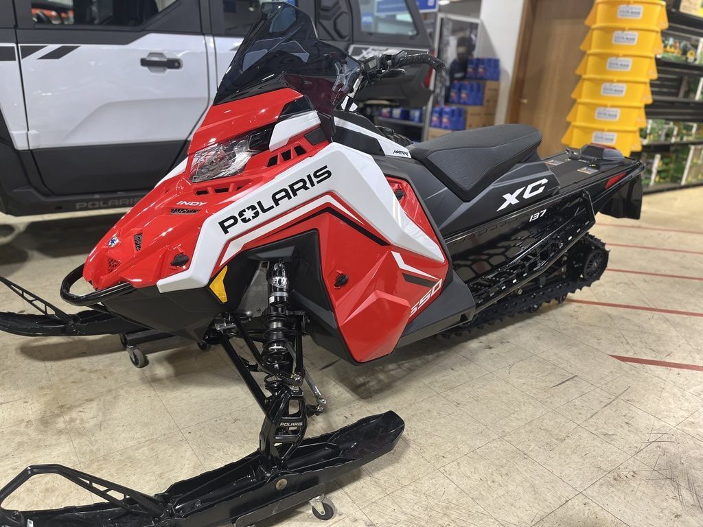 2027 Polaris® 650 INDY XC 137 7S Indy Red / White Lightning / Gloss B in shorewood IL