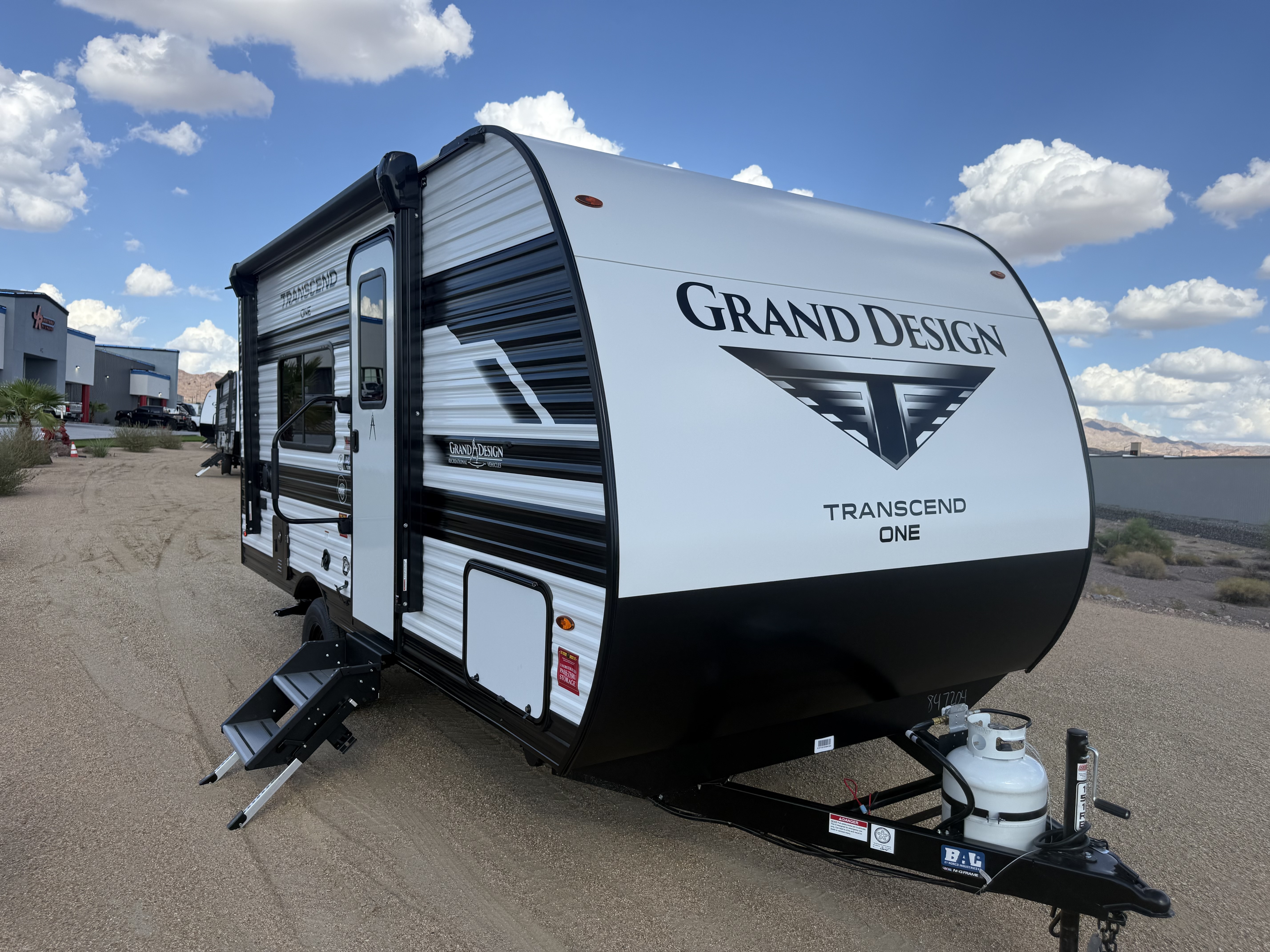 2027 Grand Design Transcend ONE 151RB in lake havasu city AZ