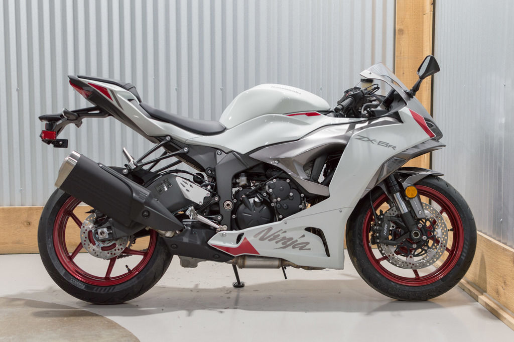 White Kawasaki Ninja ZX-6R Abs Motorcycles For Sale - Cycle Trader