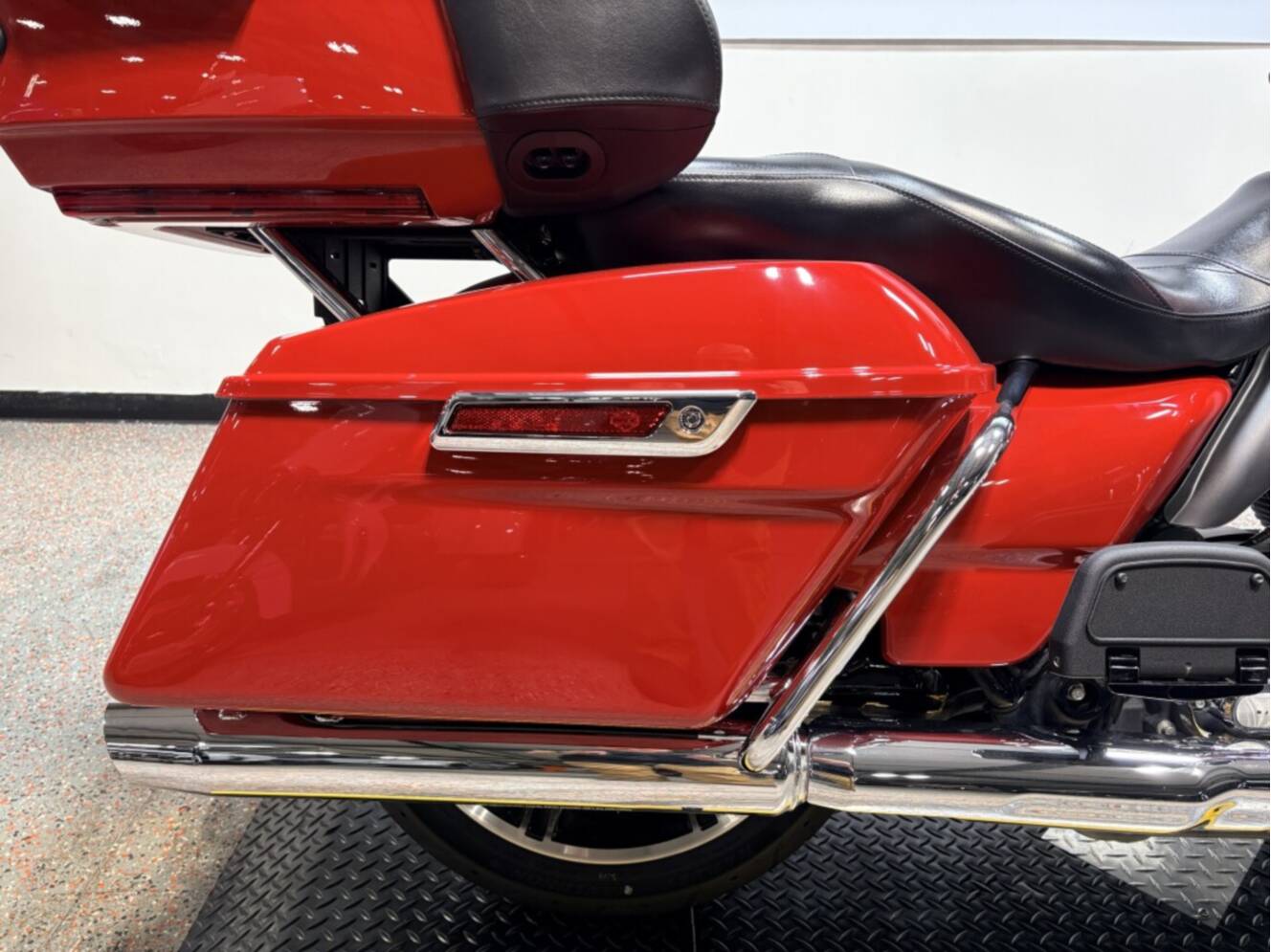 A photo of this 2023 Harley-Davidson Ultra Limited