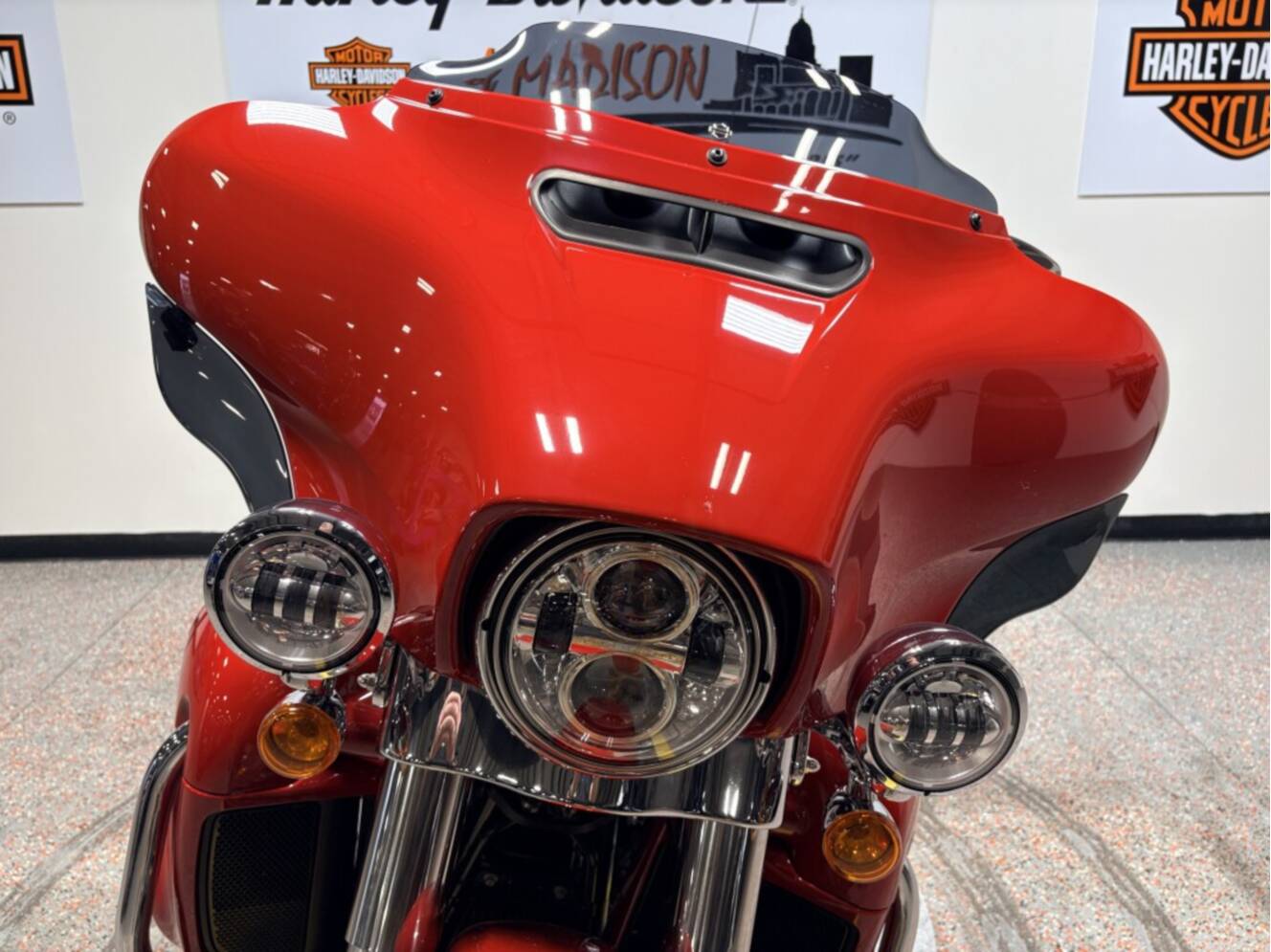 A photo of this 2023 Harley-Davidson Ultra Limited