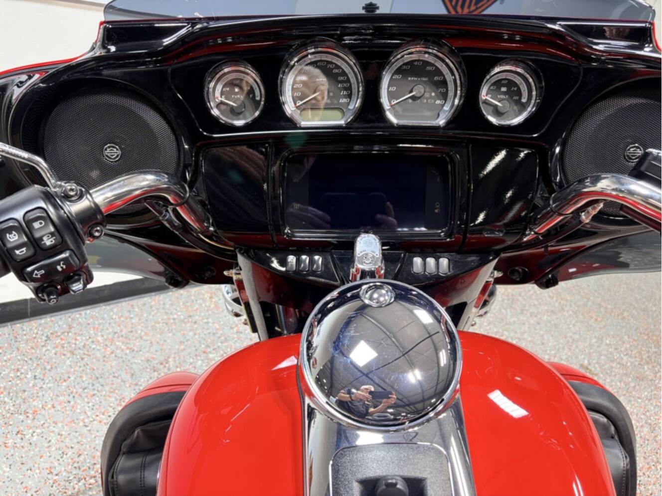 A photo of this 2023 Harley-Davidson Ultra Limited
