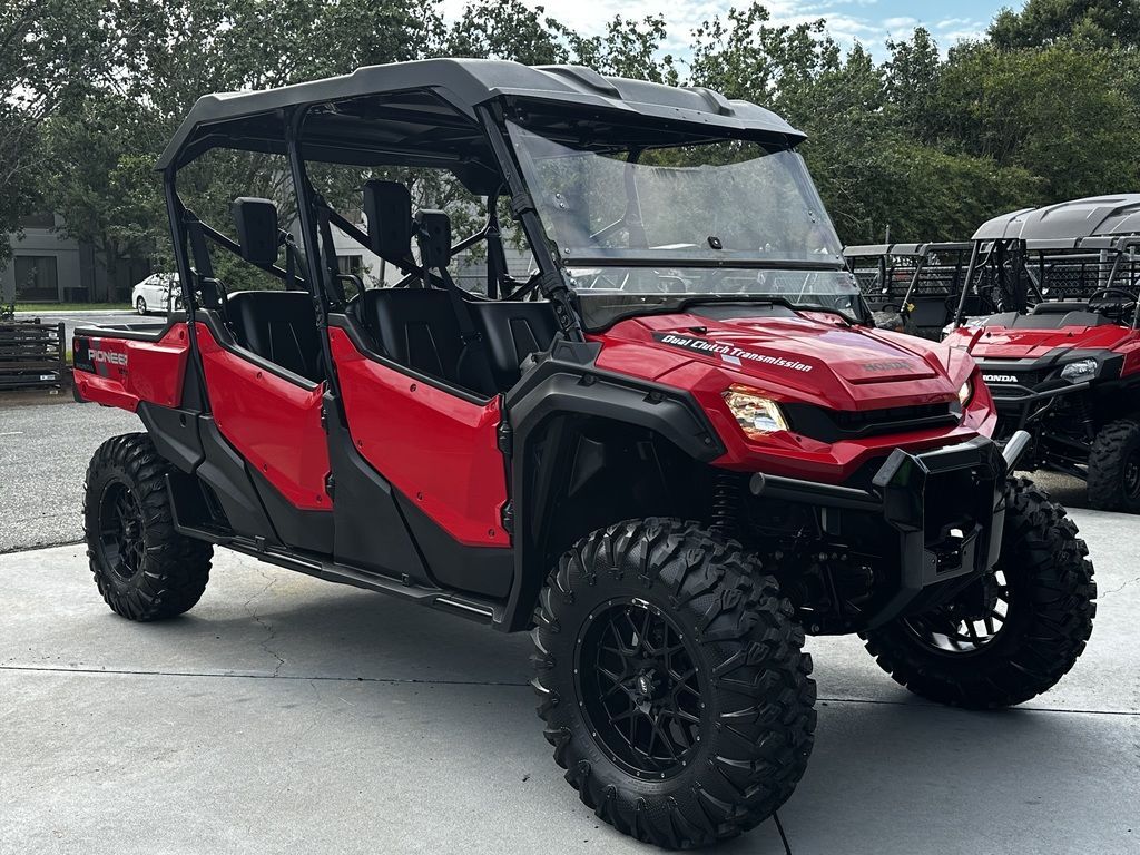 2024 Honda® Pioneer 1000-6 Deluxe Crew in albany GA