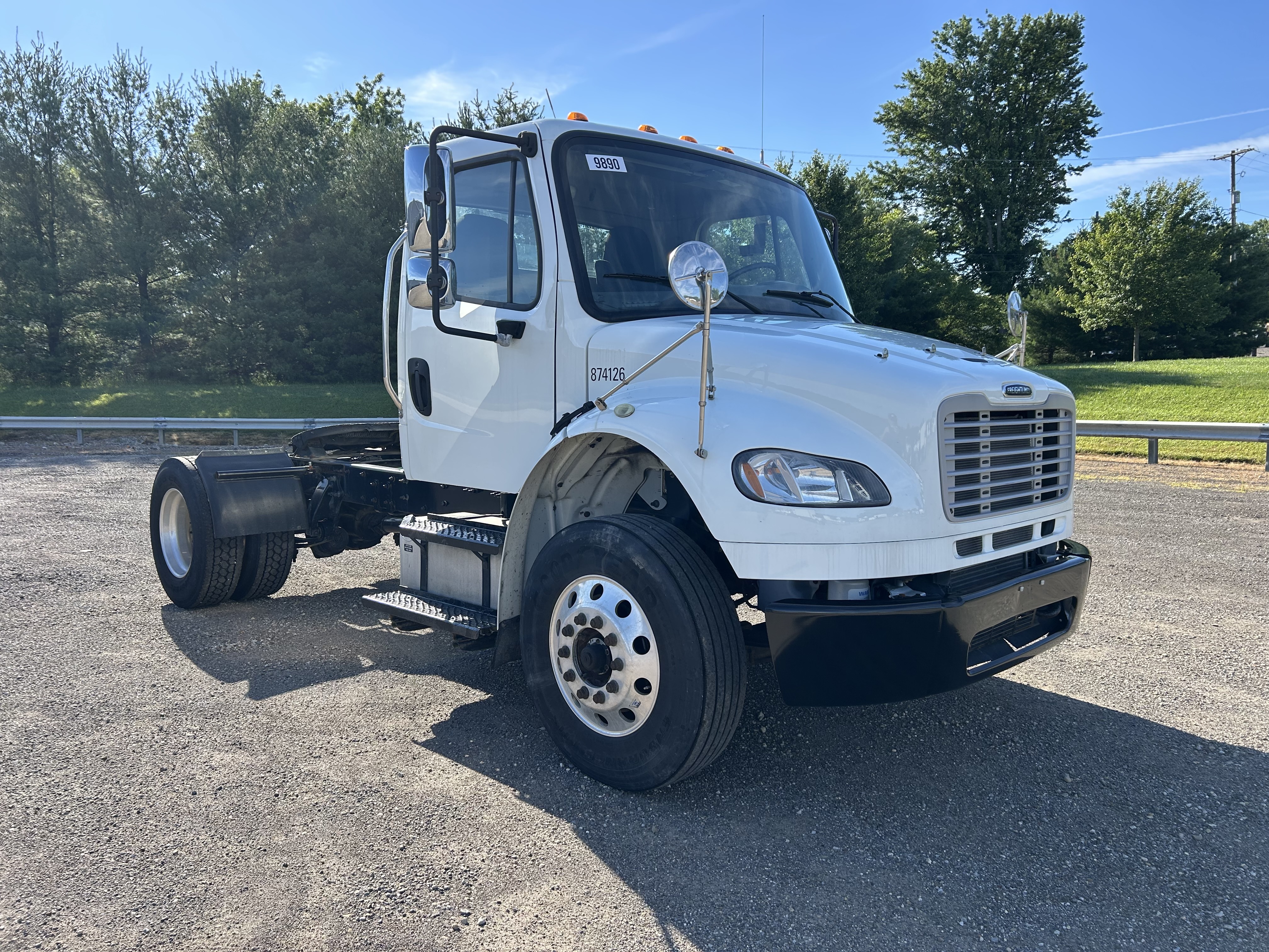 2020 FREIGHTLINER BUSINESS CLASS M2 106 in Mount Vernon, OH