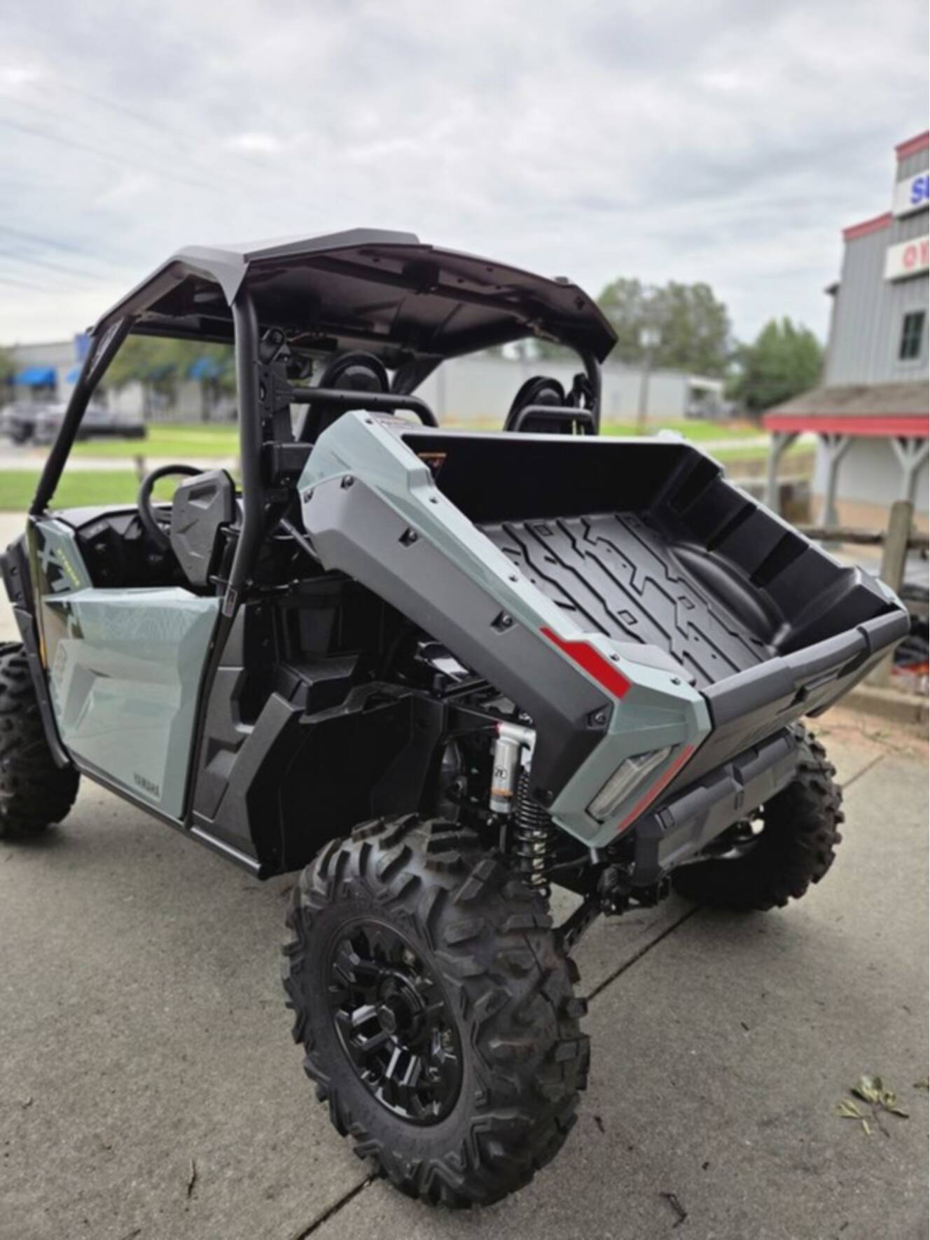 A photo of this 2026 Yamaha Wolverine X2 1000 Xt-R