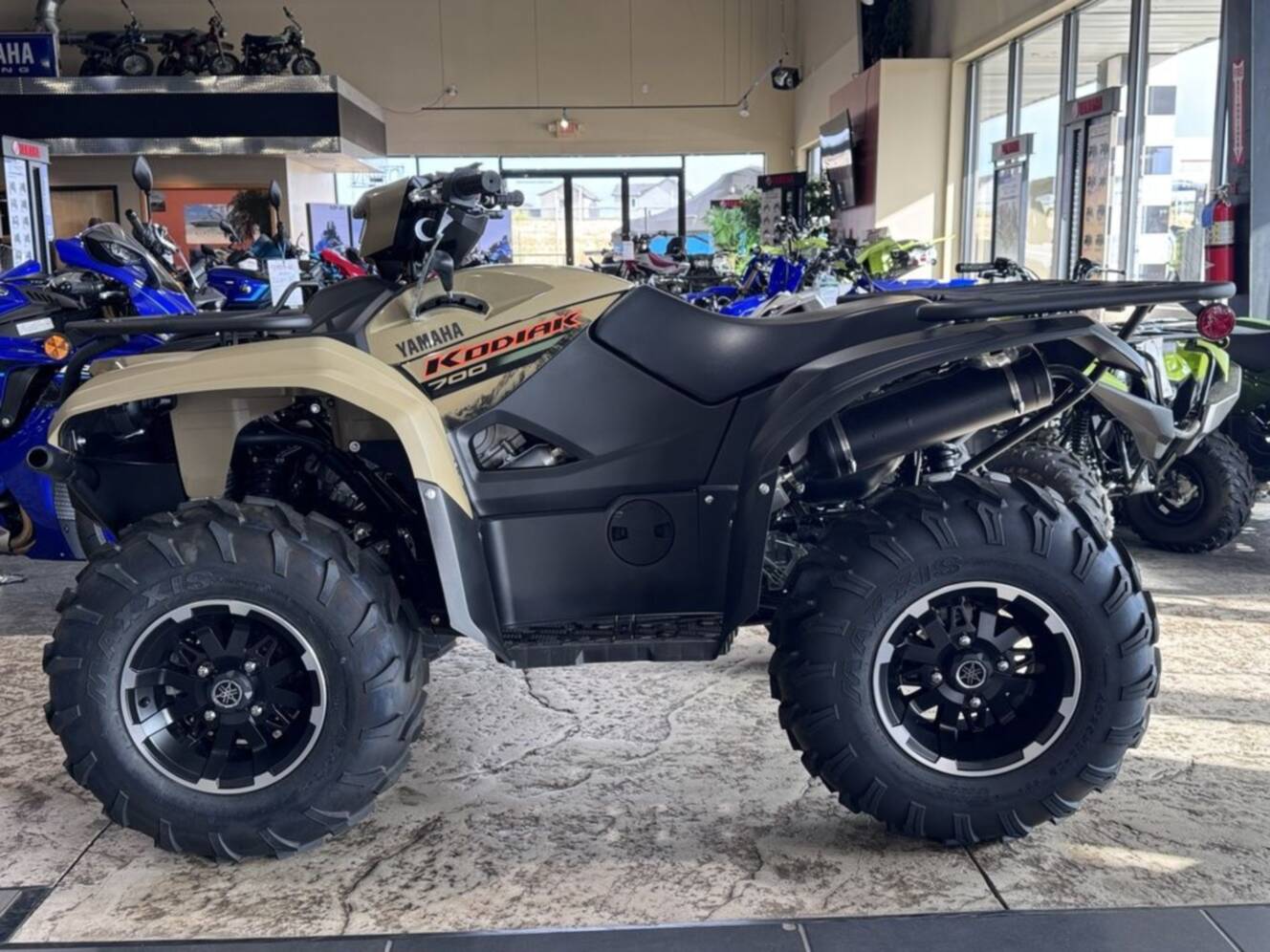 A photo of this 2027 Yamaha KODIAK 700 EPS XT-R