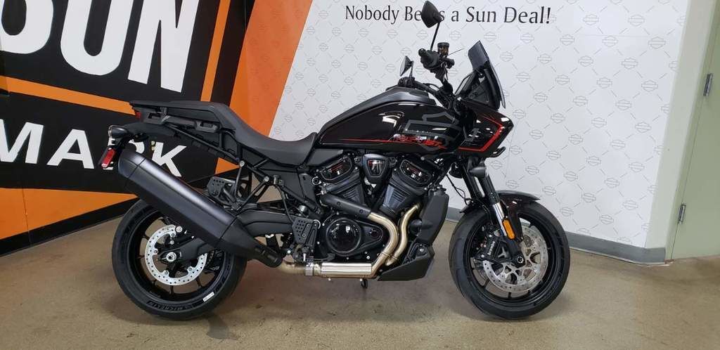 2025 Harley-Davidson® RA1250ST - Pan America® 1250 ST 1250 ST in Denver, CO
