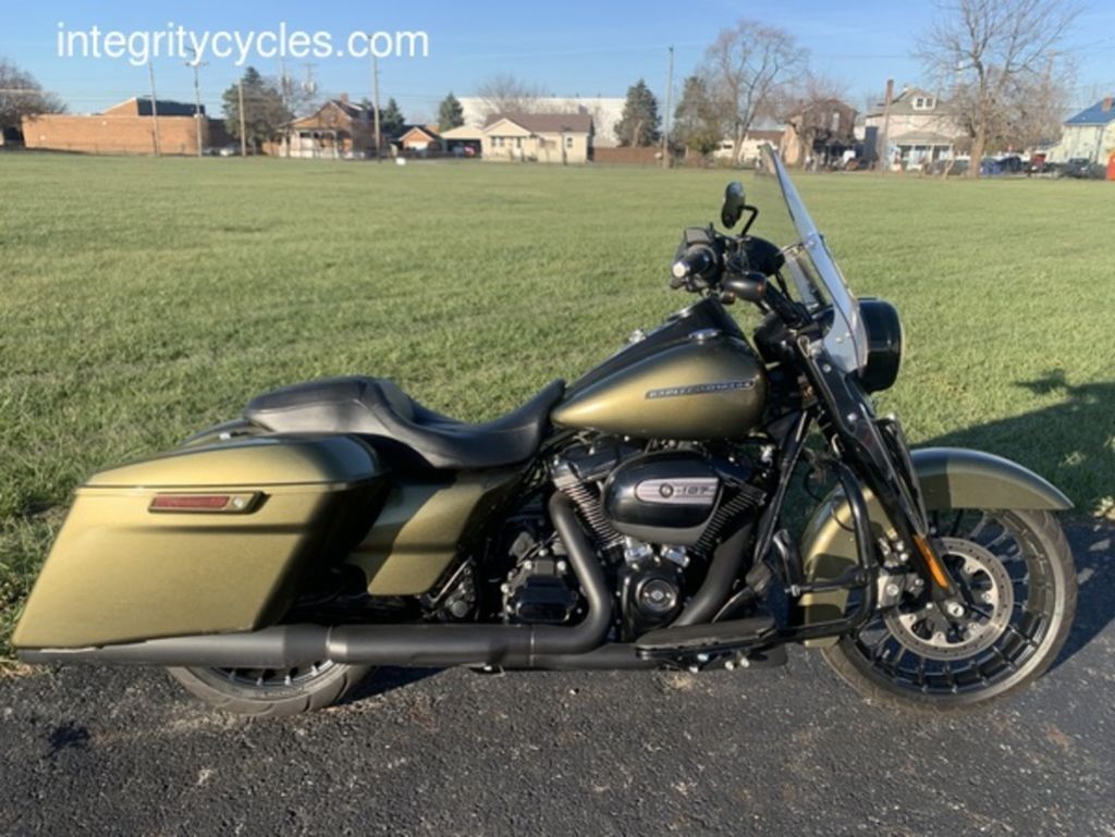 2017 Harley-Davidson® FLHRXS - Road King® Special SPECIAL in Lewis Center, OH