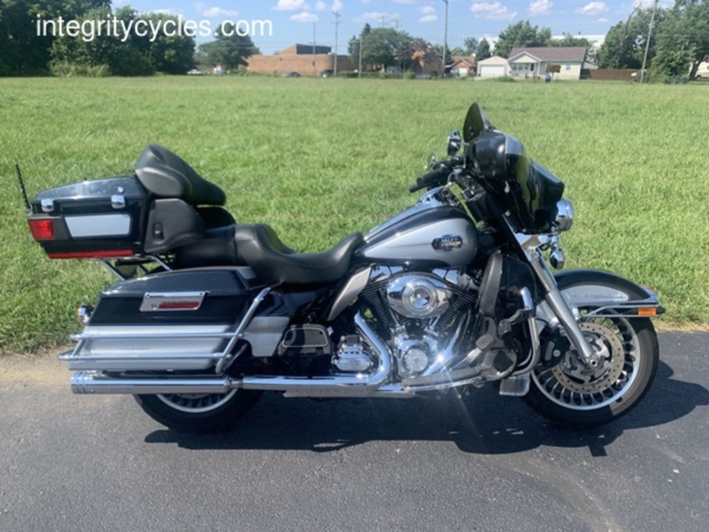2013 Harley-Davidson FLHTCU - Electra Glide® Ultra Classic® ULTRA CLASSIC FLHTCU in Lewis Center, OH