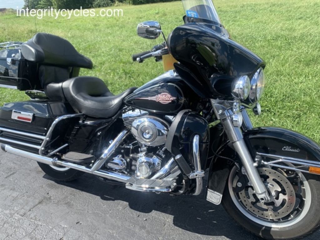 2008 Harley-Davidson® FLHTC - Electra Glide® Classic CLASSIC in Lewis Center, OH