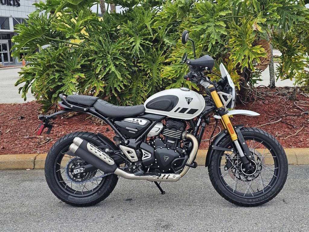 2026 Triumph Scrambler 400 XC Vanilla White 400 XC in Lakeland, FL