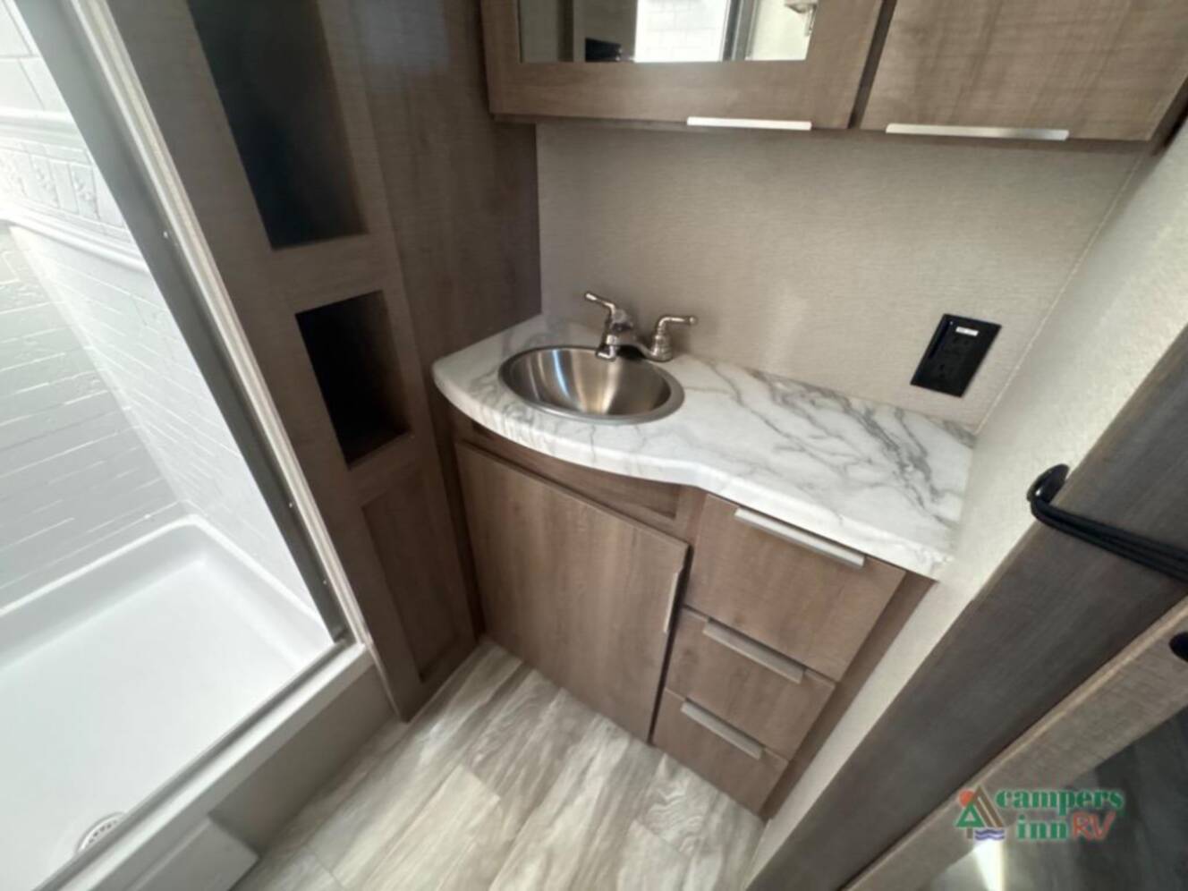 A photo of this 2020 Grand Design Imagine 2970RL