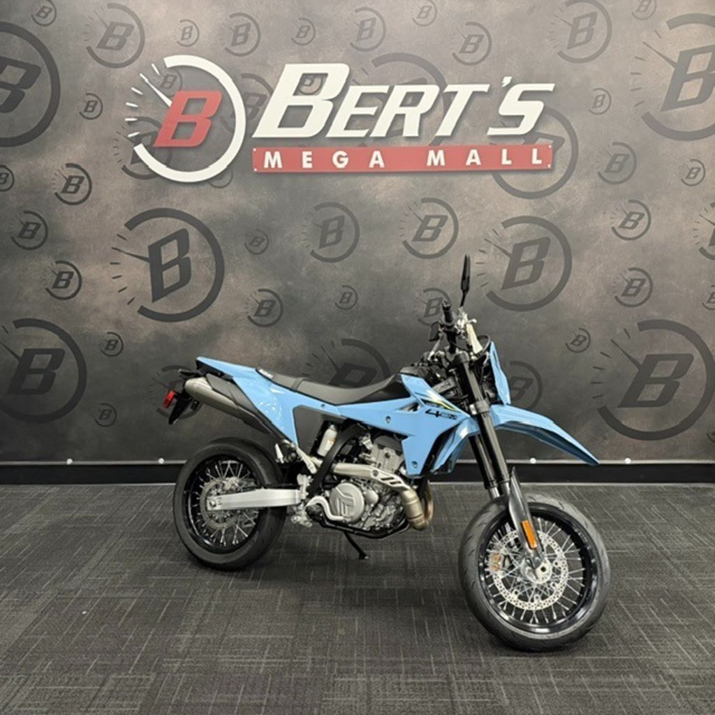 2025 Suzuki DR-Z4SM BASE in Covina, CA
