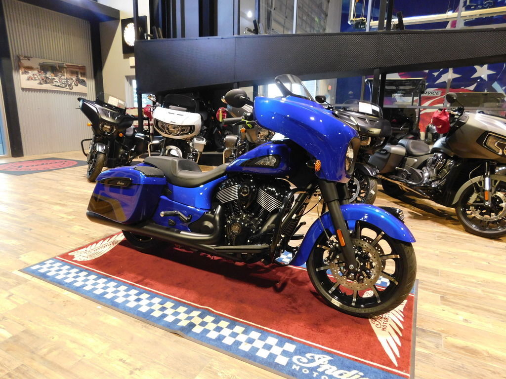 2026 Indian Motorcycle® Chieftain® Dark Horse® w/PowerBand Audio Deep Blue Me DARK HORSE in Kalamazoo, MI