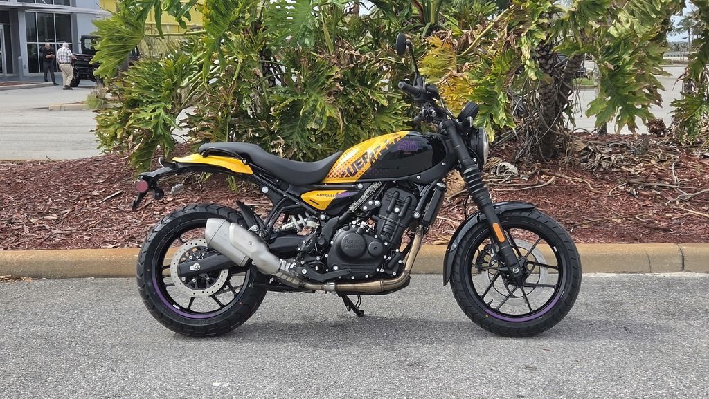 2026 Royal Enfield Guerrilla 450 Playa Black 450 in Lakeland, FL