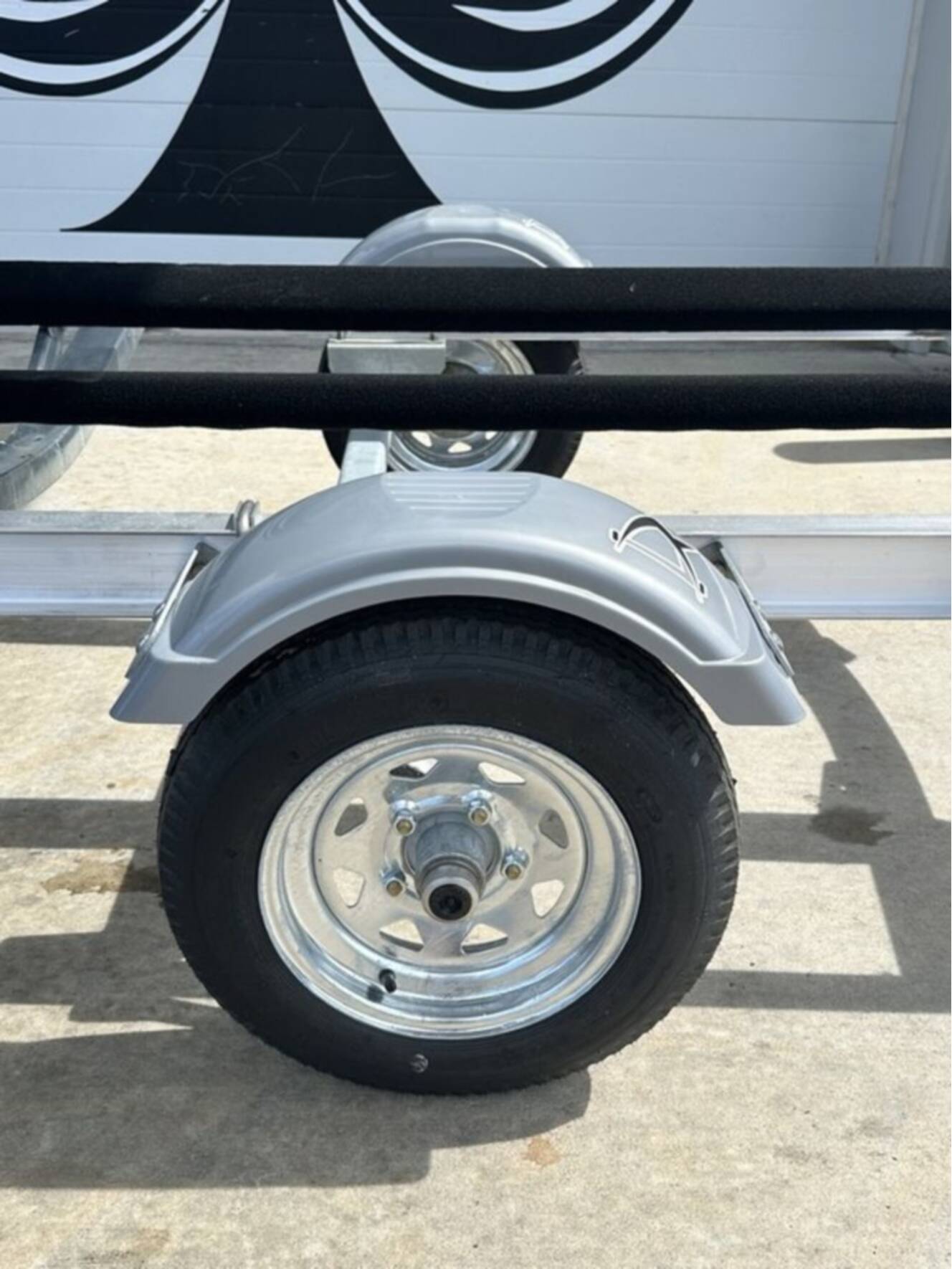 A photo of this 2027 Load Rite Aluminum Single PWC LR-AWV1200T