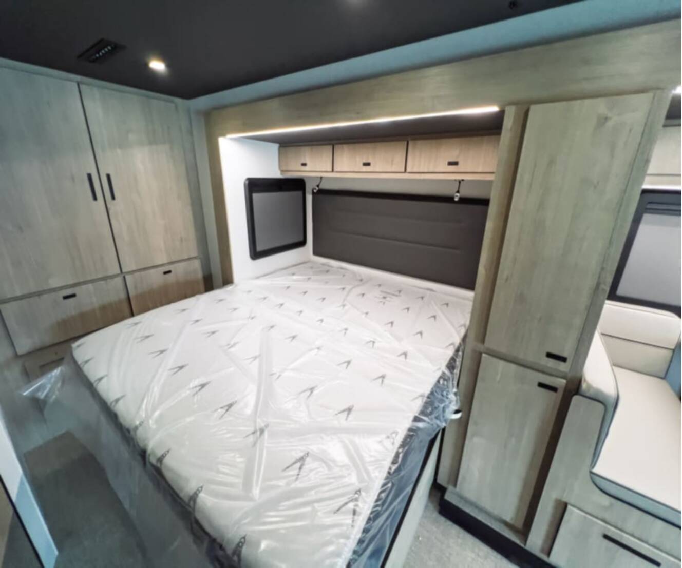 A photo of this 2027 Grand Design LINEAGE SERIES M 25FW-FBP