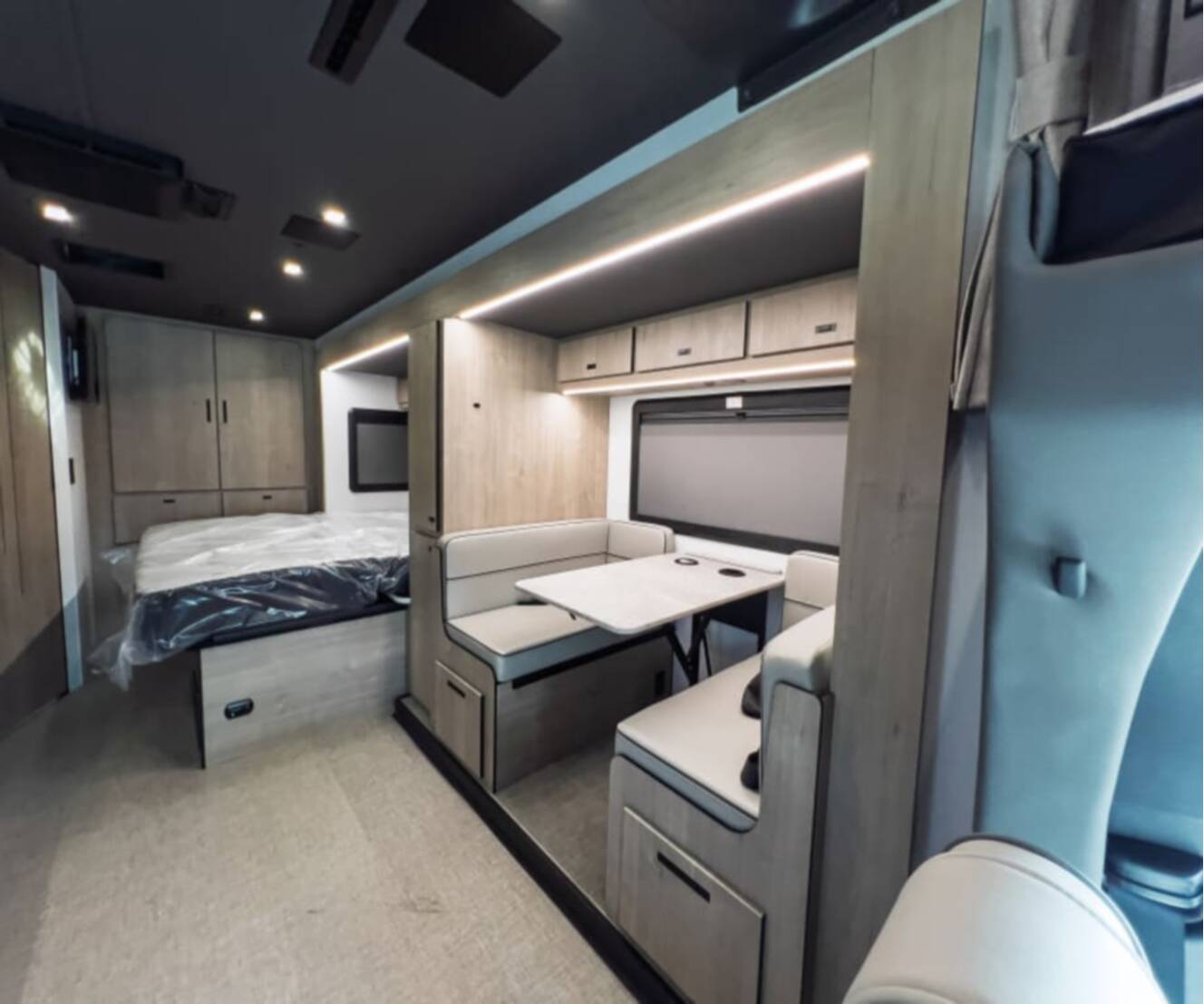 A photo of this 2027 Grand Design LINEAGE SERIES M 25FW-FBP