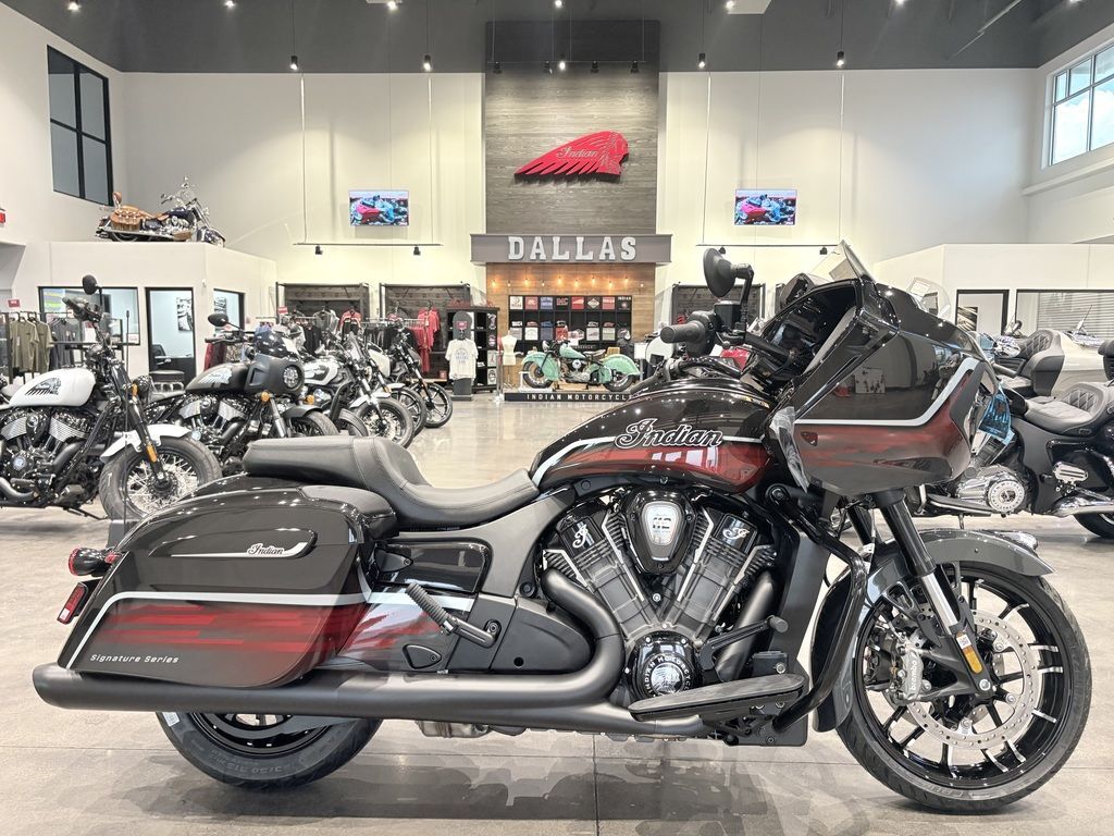 2026 Indian Motorcycle® CHALLENGER DH 112, ABYSS SIL RED/GRAY, 49ST BASE in Irving, TX