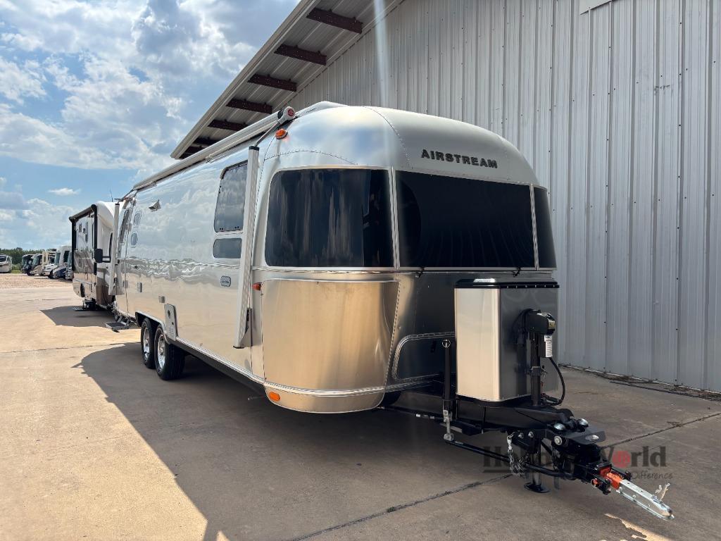 2022 Airstream Globetrotter 27FB in katy TX