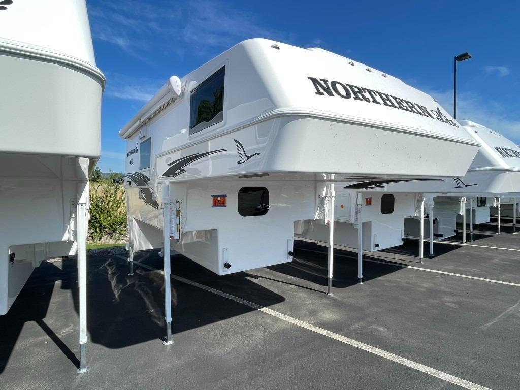 2027 Northern Lite Limited Edition 8-11EXLEWB RV