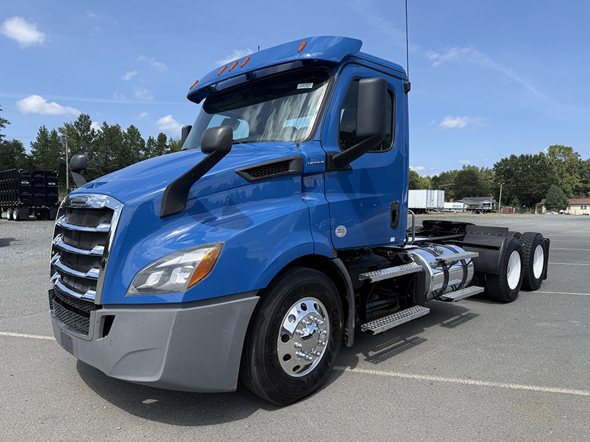 2020 FREIGHTLINER CASCADIA 116 in Roanoke, VA
