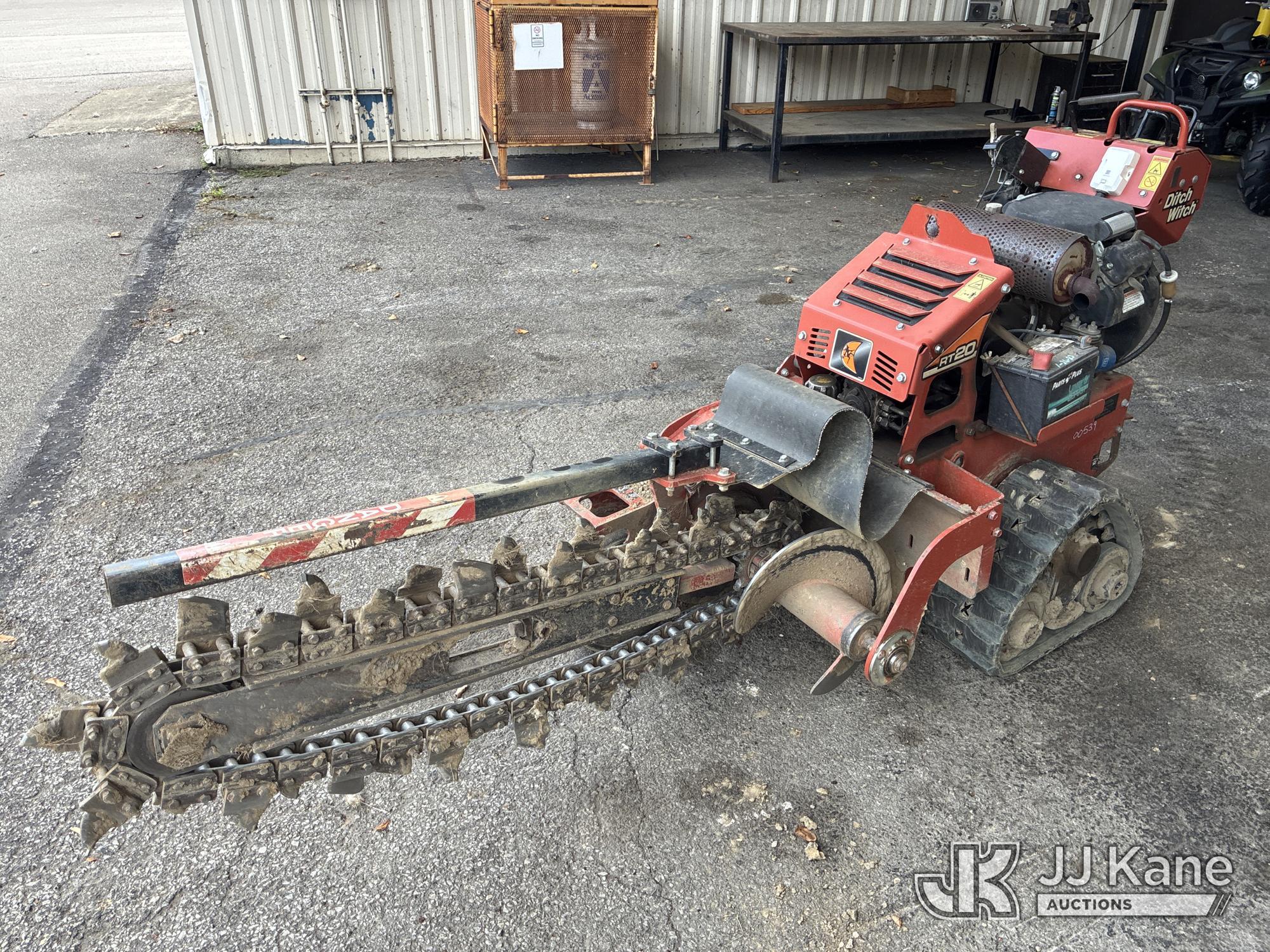 2015 Ditch witch RT20 in Ashland, OH