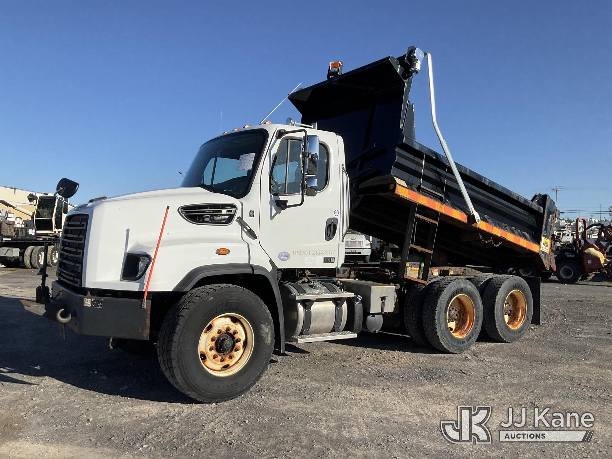2016 FREIGHTLINER 114 SD in Rome, NY