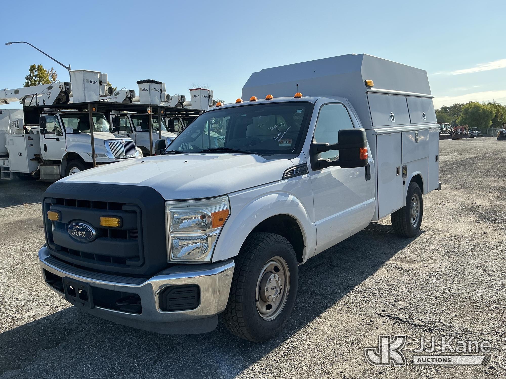 2015 FORD F-350 in Plymouth Meeting, PA