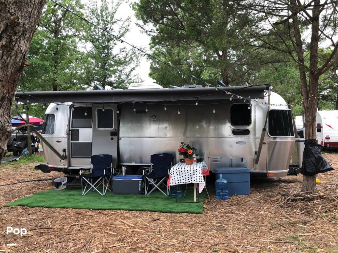 A photo of this 2016 Airstream Flying Cloud 25FB
