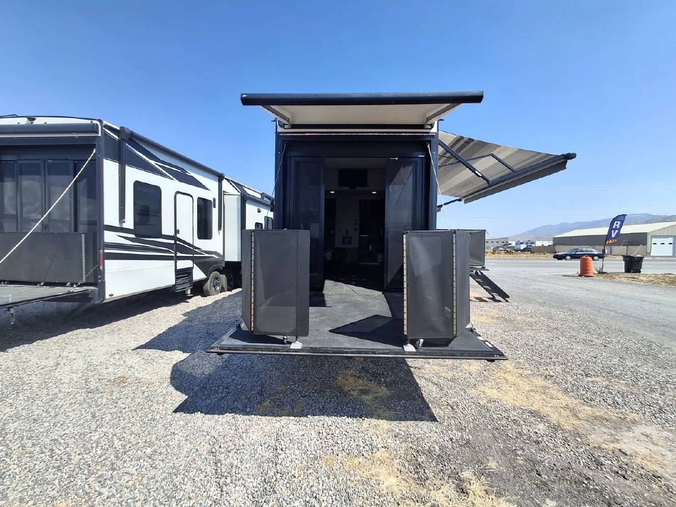 A photo of this 2018 Grand Design Rv Momentum 399TH