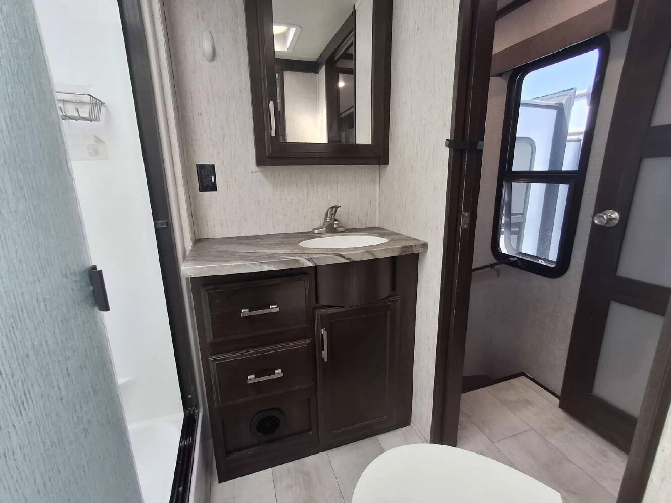 A photo of this 2018 Grand Design Rv Momentum 399TH