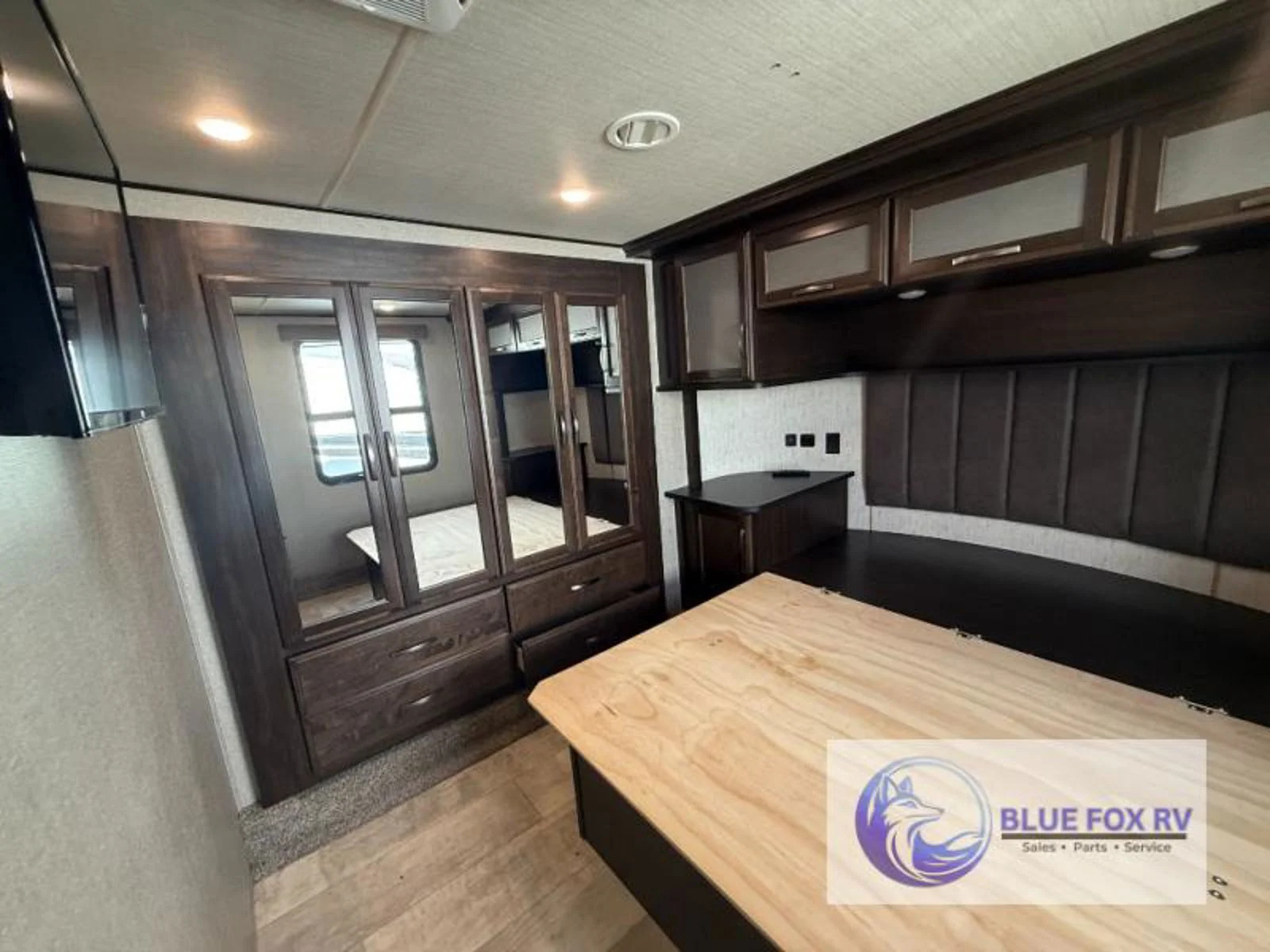 View more photos of this listing