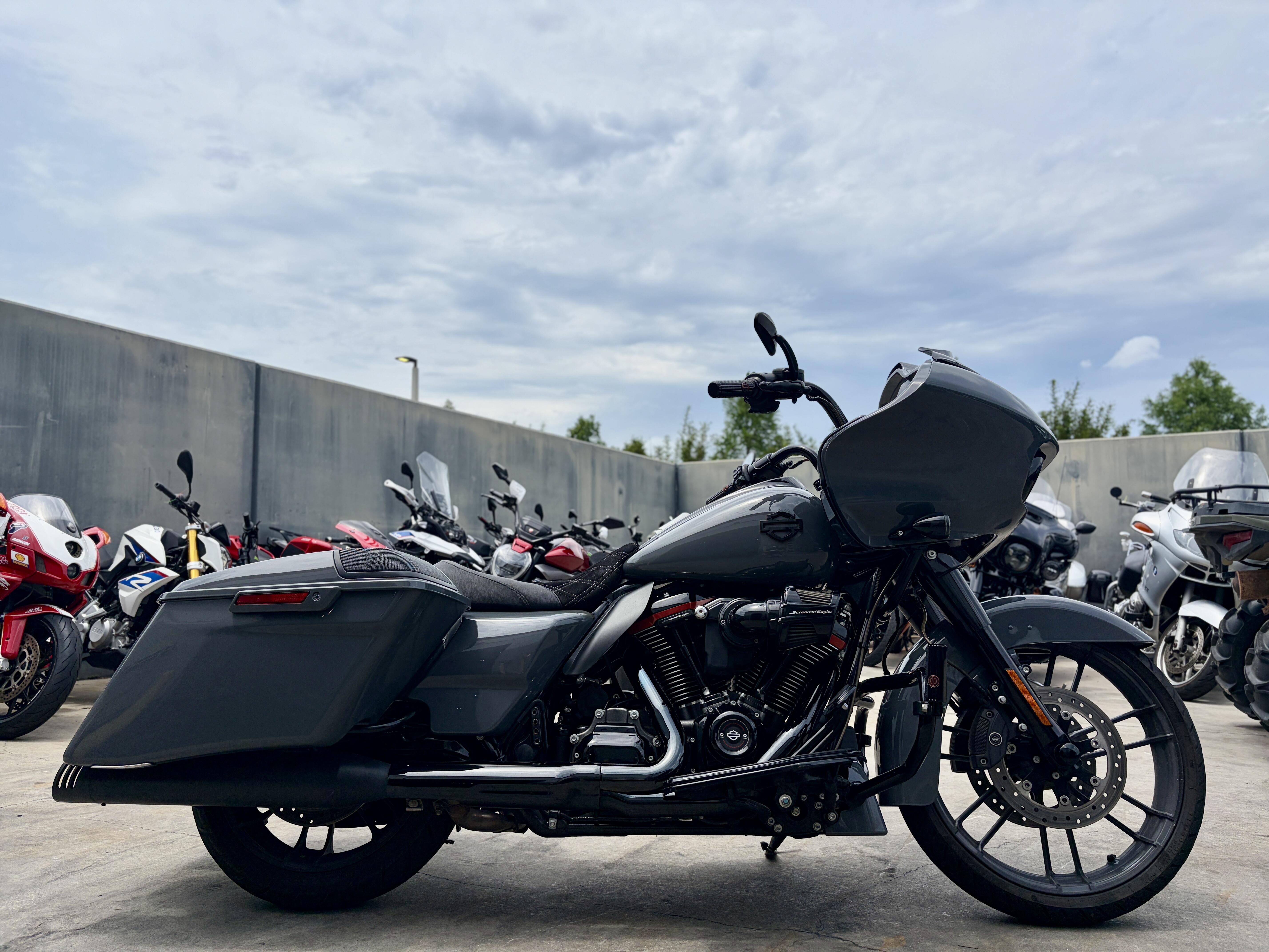 2018 Harley ROAD GLIDE CVO ROAD GLIDE CVO ROAD GLIDE in Sanford, FL